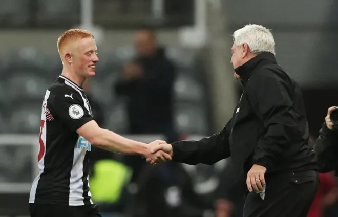 Man Utd conqueror Matty Longstaff is a tenacious midfielder who dreamed of becoming a Newcastle hero - Bóng Đá