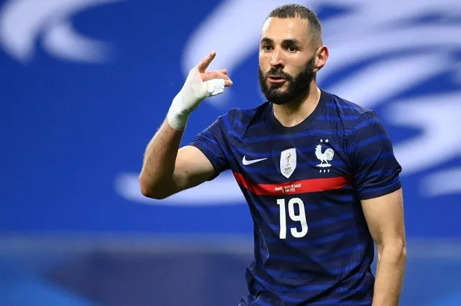 Benzema lên tiếng - Bóng Đá