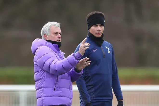 Mourinho dự đoán chính xác về Dele Alli - Bóng Đá