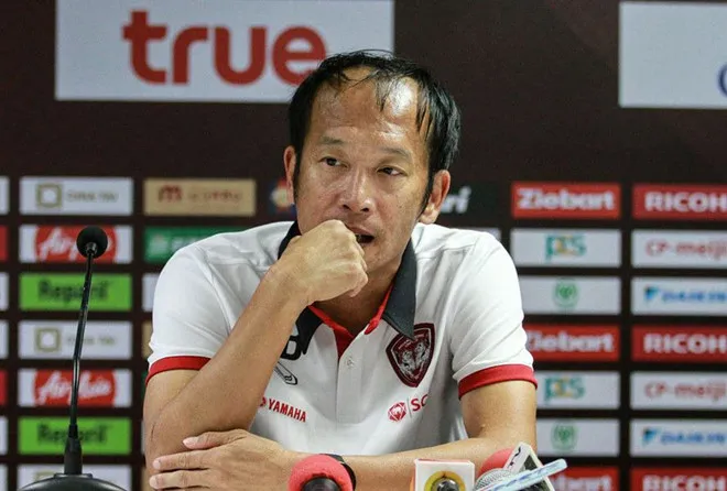 - Bóng Đá