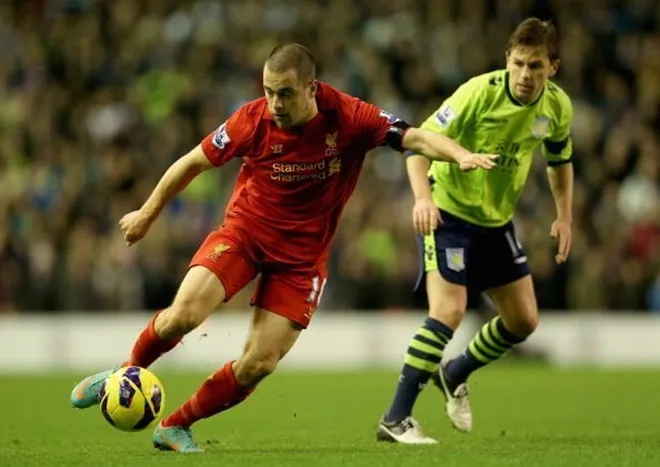 5 cựu cầu thủ Liverpool còn chơi bóng mà bạn không nghĩ đến - Bóng Đá