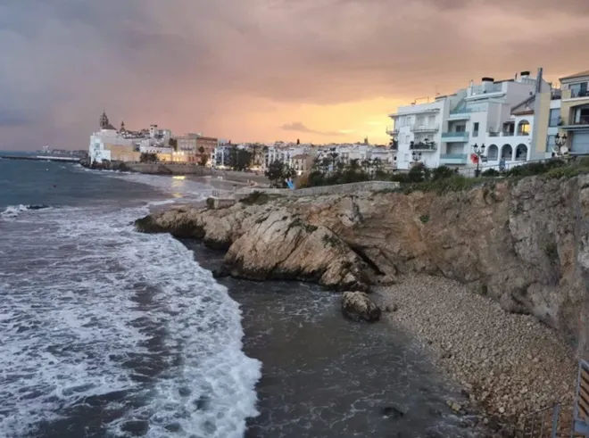 Inside Lionel Messi’s Sitges hotel and favourite holiday destination, where the Barcelona ace likes to go when he’s recovering from injury - Bóng Đá