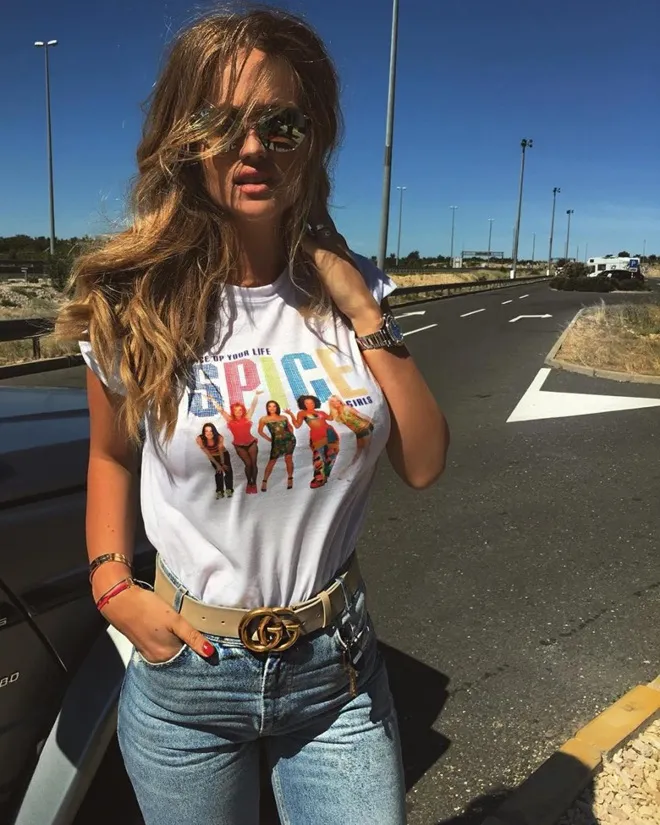 Ngất ngây trước vẻ đẹp hút hồn của WAGs sao Chelsea - Bóng Đá