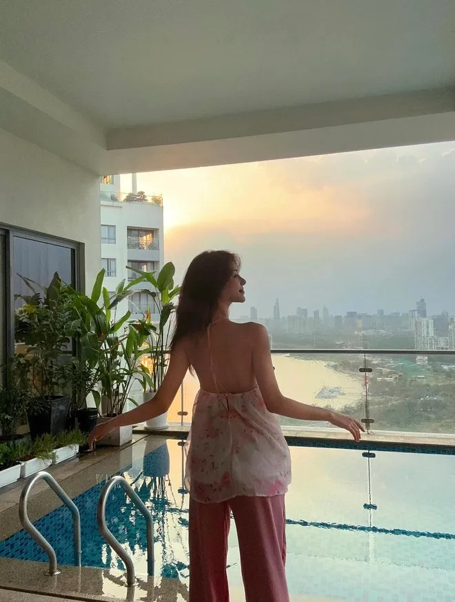 lona-kieu-loan-phu-ba-vbiz (13)