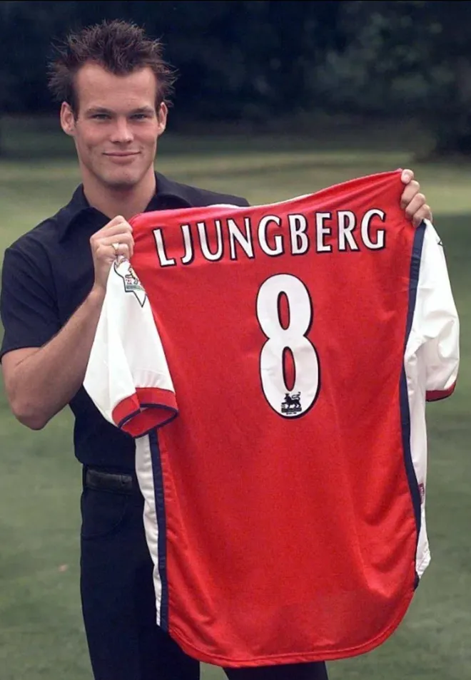 senal interim manager Freddie Ljungberg had red hair, modelled pants for Calvin Klein and married Spurs fan Natalie - Bóng Đá
