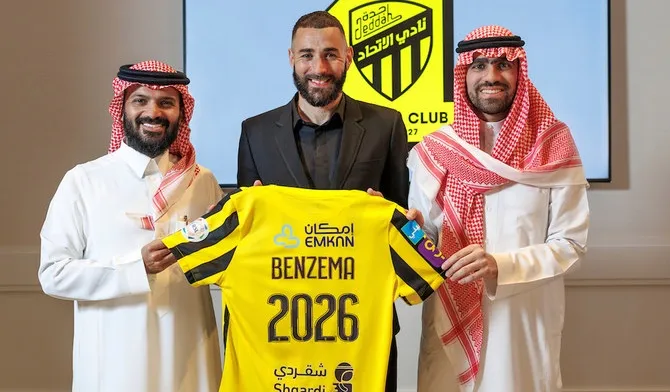 Official: Benzema - Bóng Đá