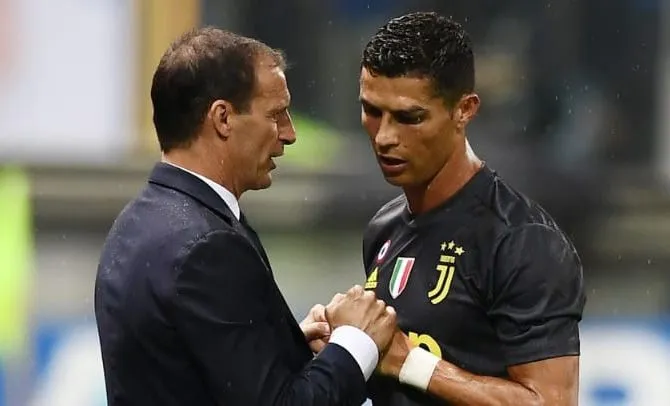 Nếu quá bế tắc, Ronaldo có thể 'kêu cứu' với... - Bóng Đá