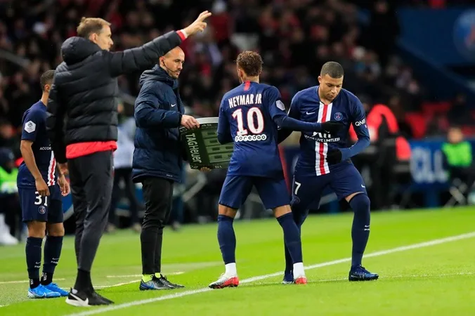 Neymar thi đấu ra sao trong ngày tái xuất trước Lille? - Bóng Đá