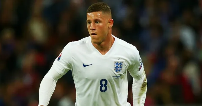 Ross Barkley rạng rỡ khoe áo đấu Chelsea - Bóng Đá