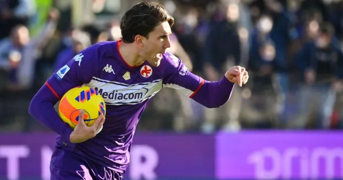 David Ornstein: Arsenal are interested in signing Fiorentina striker Dusan Vlahovic. - Bóng Đá