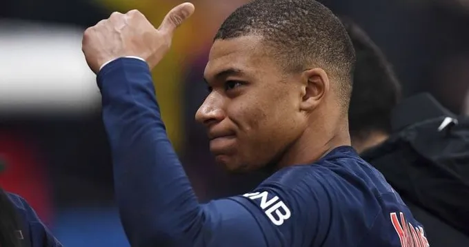 Đội hình tiêu biểu lượt đi Ligue 1 mùa 2018/19: Depay vắng mặt, PSG có 4 cái tên - Bóng Đá