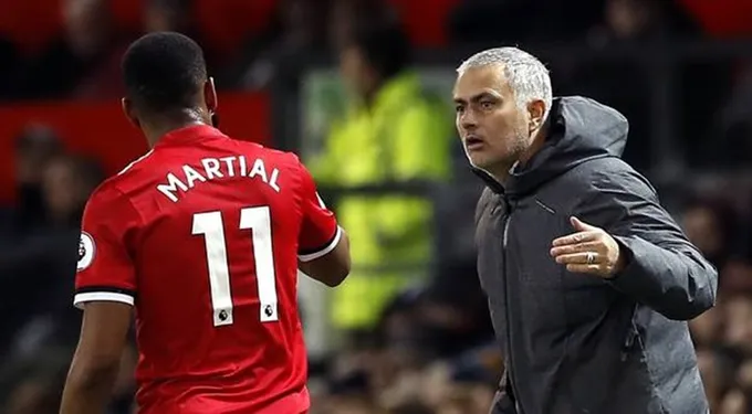 Martial từ chối gia hạn với Man United: Thượng sách án binh bất động - Bóng Đá