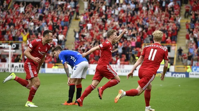 Gerrard quát tháo ầm ĩ, Rangers có điểm đầu tiên ở giải VĐQG Scotland - Bóng Đá