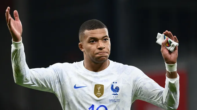 Mbappe chưa xứng làm thủ lĩnh tuyển Pháp - Bóng Đá