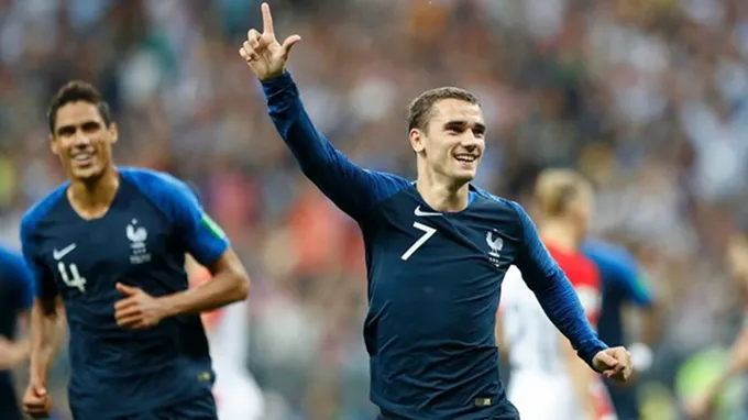 Điệu nhảy ăn mừng bàn thắng của Griezmann bị chỉ trích - Bóng Đá