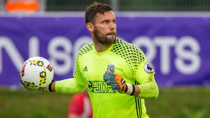 Cựu thủ môn Man Utd nói lời thật lòng về Petr Cech - Bóng Đá