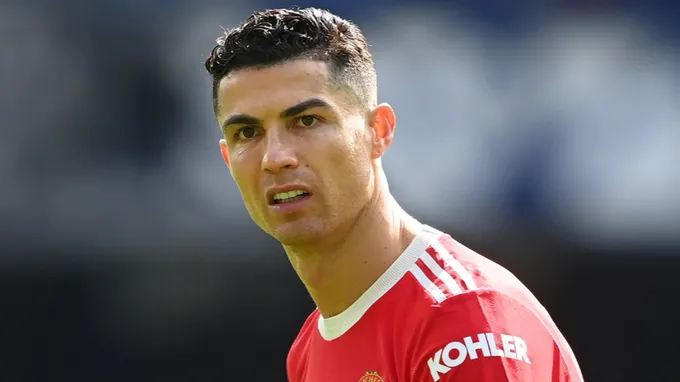 Ronaldo phải chấp nhận không đâu tốt hơn MU - Bóng Đá