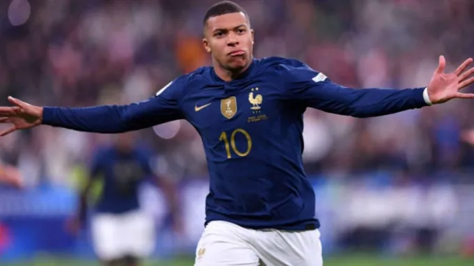 Bước ngoặt cho Mbappe - Bóng Đá