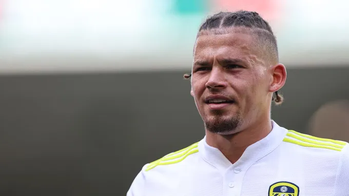 Man Utd fans respond to Man City landing midfield target Kalvin Phillips - Bóng Đá