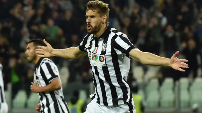 Ảnh Fernando Llorente tập luyện tại Napoli - Bóng Đá