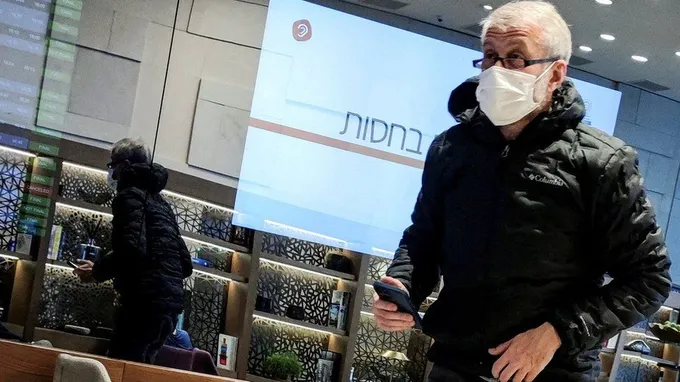 Roman Abramovich CONFIRMS were 'blinded for several hours and had skin peel off their faces and hands' in suspected poisoning attack - Bóng Đá