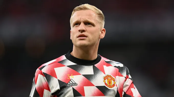 Nỗi đau Donny van de Beek ở M.U có thể chấm dứt - Bóng Đá