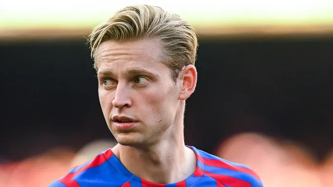 Manchester United have a decision to make after fresh Frenkie de Jong transfer twist - Bóng Đá