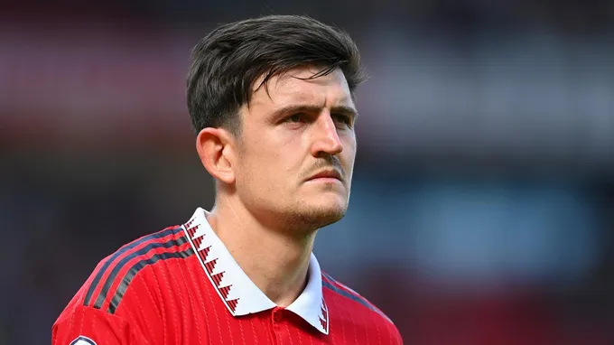 Man Utd have wasted at least £127m on Harry Maguire as Erik ten Hag transfer lists captain - Bóng Đá