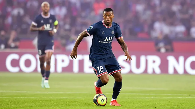 Mùa hè 2021 điên rồ của PSG hóa ra thành cơn ác mộng - Bóng Đá