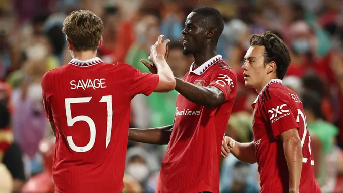 Vì sao Man Utd gặp khó khi thanh lý cầu thủ? - Bóng Đá