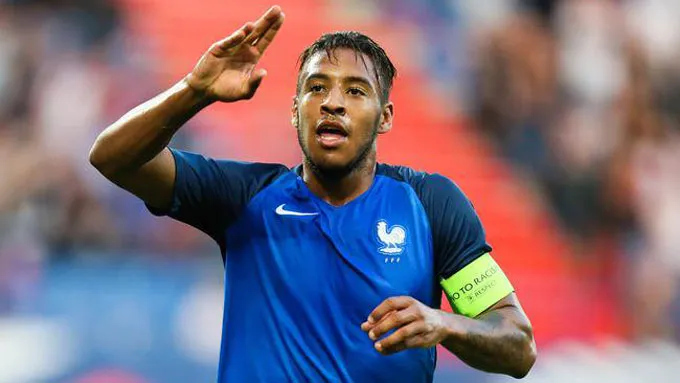 10 tiền vệ chuyền bóng xuất sắc nhất ở World Cup - Bóng Đá