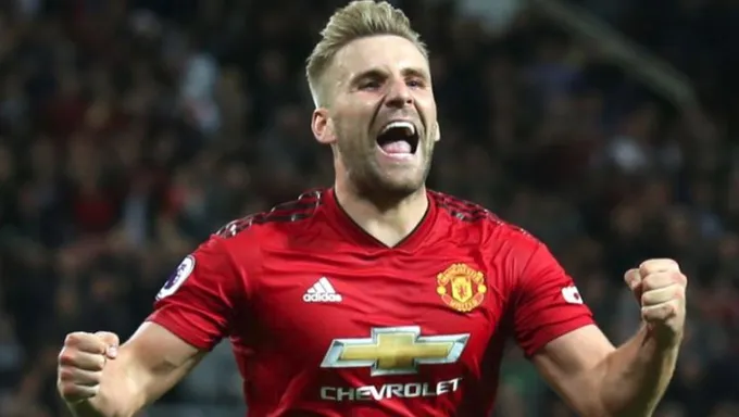 Sanchez & Martial trở lại, Man Utd ra sân với đội hình nào trước Bournemouth? - Bóng Đá