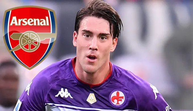 DAVID ORNSTEIN SAYS SEVEN-GOAL STRIKER IS A ‘CREDIBLE’ BACKUP TARGET TO VLAHOVIC FOR ARSENAL - Bóng Đá