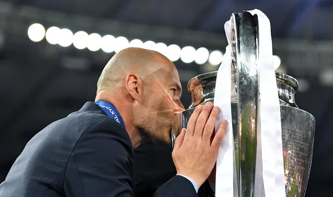 Zinedine Zidane và những thăng trầm ở Real Madrid - Bóng Đá