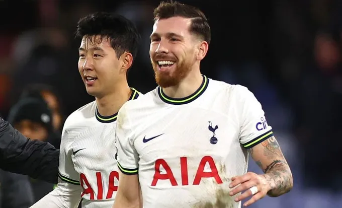 Phản ứng của cầu thủ Tottenham về bài phát biểu công kích của Conte - Bóng Đá