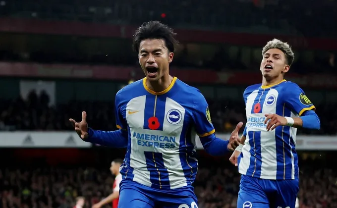 Kaoru Mitoma lại tỏa sáng ở Premier League - Bóng Đá