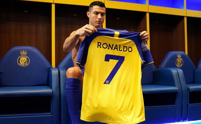 Ronaldo không thể cưỡng lại sức hút từ Saudi Arabia - Bóng Đá