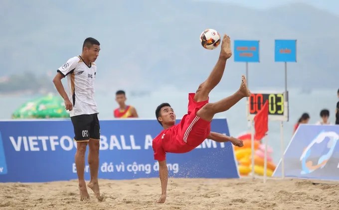 Bóng đá bãi biển 2019: Tân binh Gia Việt “cưa điểm” với nhà ĐKVĐ Khánh Hòa - Bóng Đá