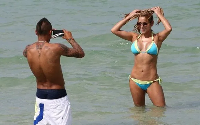 Đọ WAGs Real và Bayern Munich: Ngang sức ngang tài - Bóng Đá