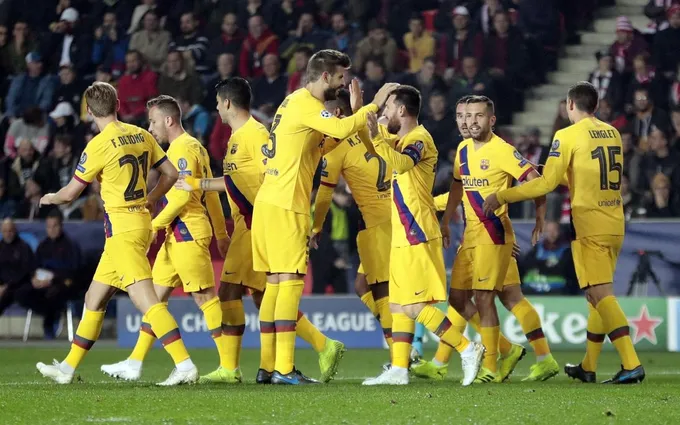 Barcelona left Slavia Prague's dressing room in an absolute state - Bóng Đá