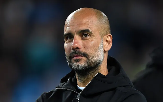 Pep Guardiola chỉ ra 1 trong những tiền vệ tổ chức hàng đầu thế giới - Bóng Đá