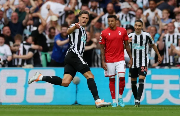 Newcastle United sa sút - Bóng Đá