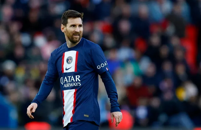 Huyền thoại PSG: 'Cứ có ngày nghỉ, Messi lại về Barcelona' - Bóng Đá