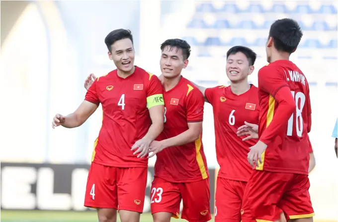 U23 Việt Nam vào tứ kết U23 châu Á 2022: Vì đâu ngả mũ với ông Gong - Bóng Đá