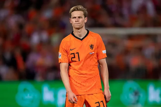 Jamie Redknapp: Frenkie de Jong would be 'amazing' signing for Manchester United - Bóng Đá