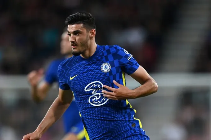 Done deal. Armando Broja joins Southampton on loan from Chelsea, - Bóng Đá