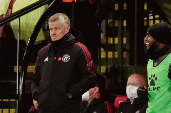 Man Utd stars 'crying in dressing room' as sack looms for Ole Gunnar Solskjaer - Bóng Đá