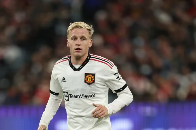 Donny van de Beek makes honest admission about his Manchester United role under Erik ten Hag - Bóng Đá