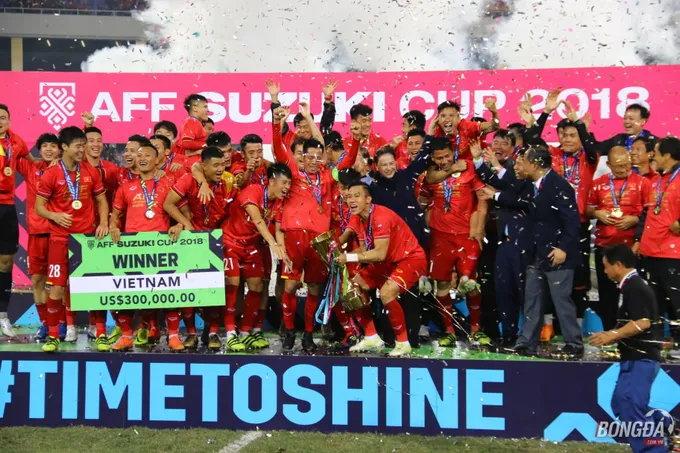 Điểm tin bóng đá Việt Nam sáng 18/12: Quang Hải lọt top 10 sao trẻ sáng giá nhất Asian Cup - Bóng Đá