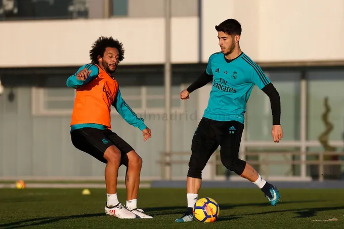 Real Madrid tập luyện - Bóng Đá